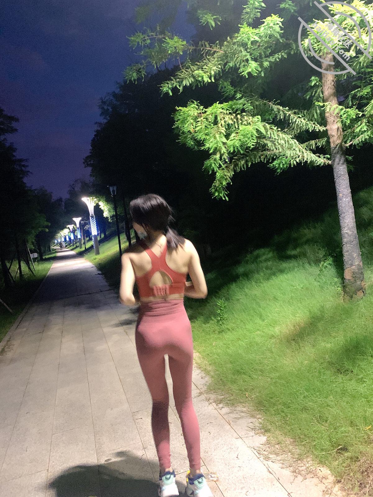 1ee3d5079f50a924f096933c4c2652c8.jpg