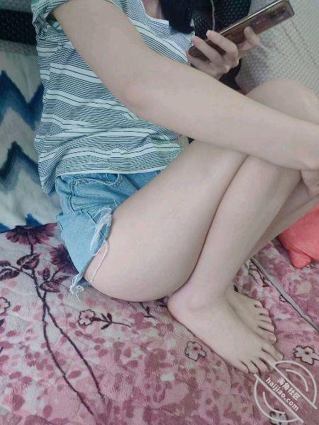5443c8fc69ff0db4cc29499706f33928.jpg
