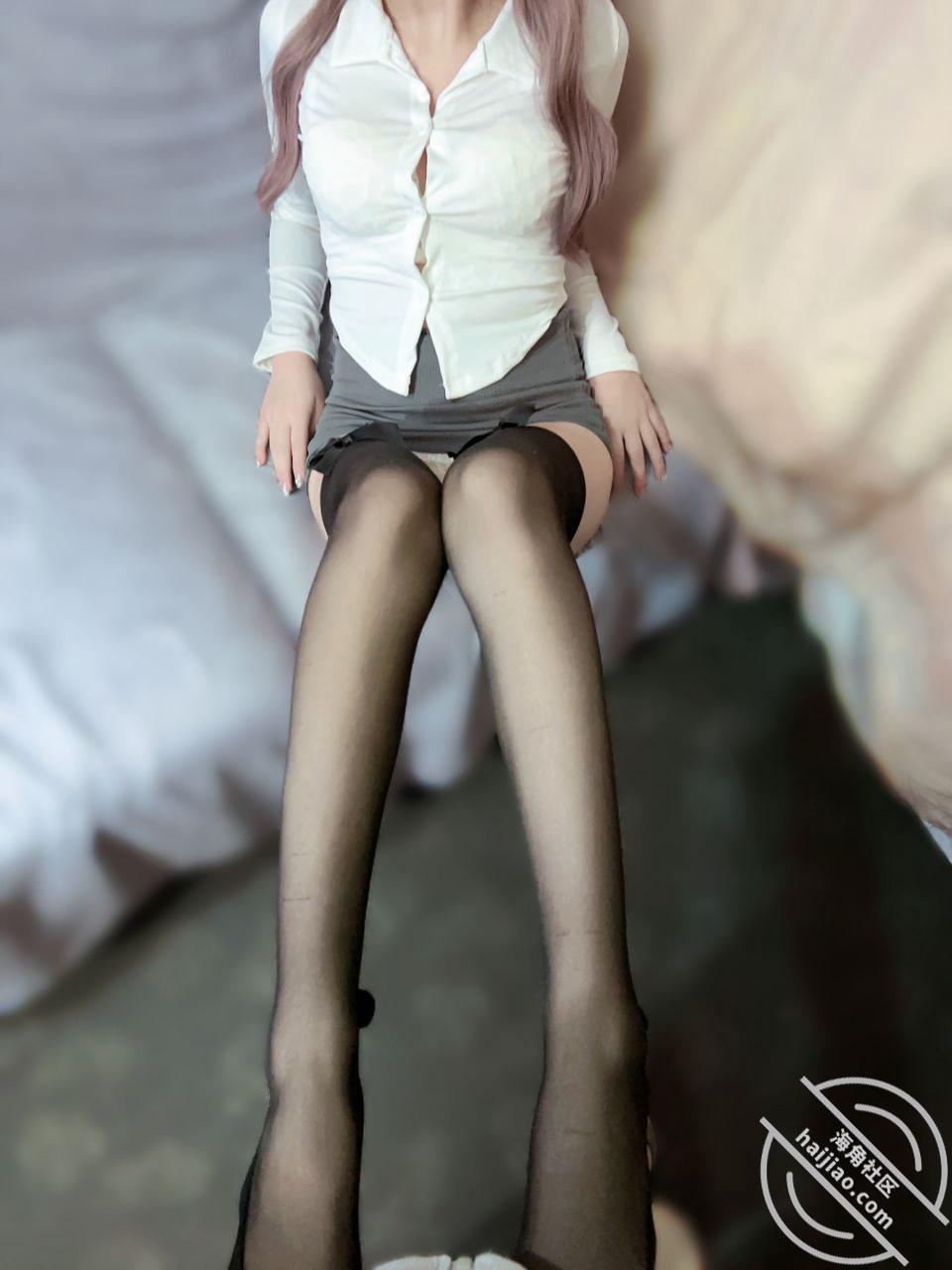 62dfaee3b8ad4c2e347d7bfad80ba9a8.jpg