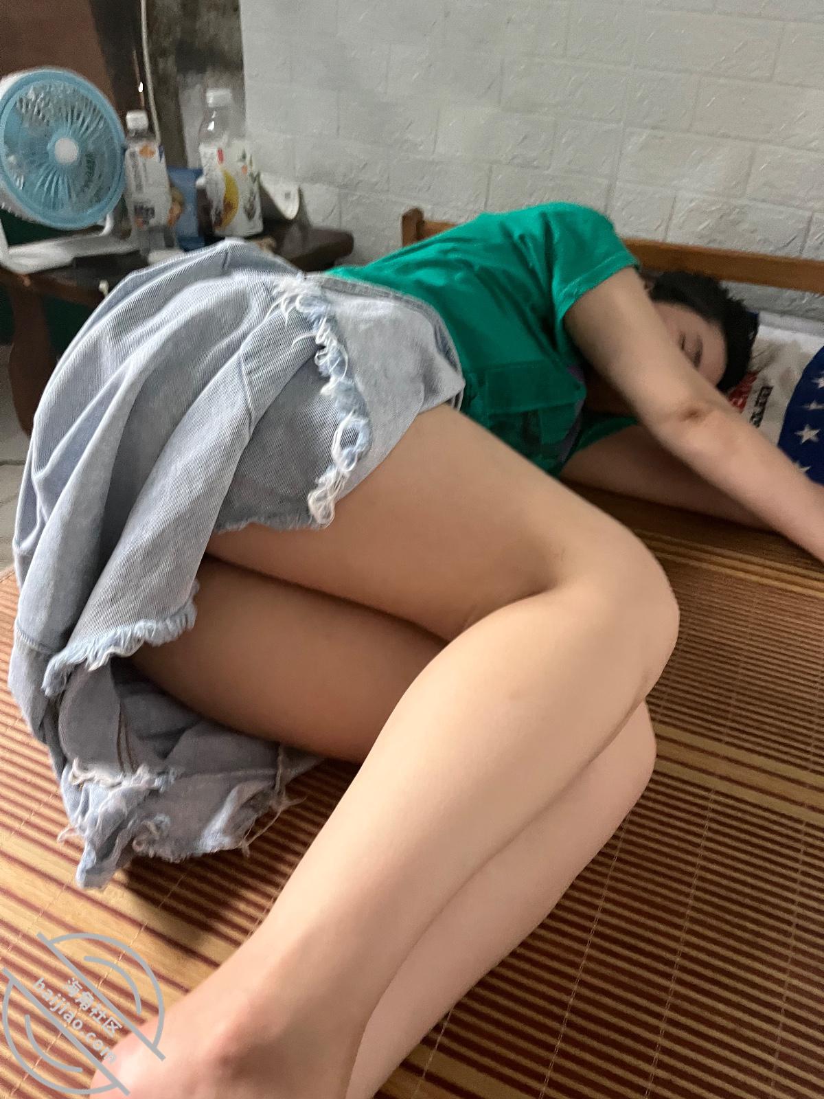 下载 (4).jpg