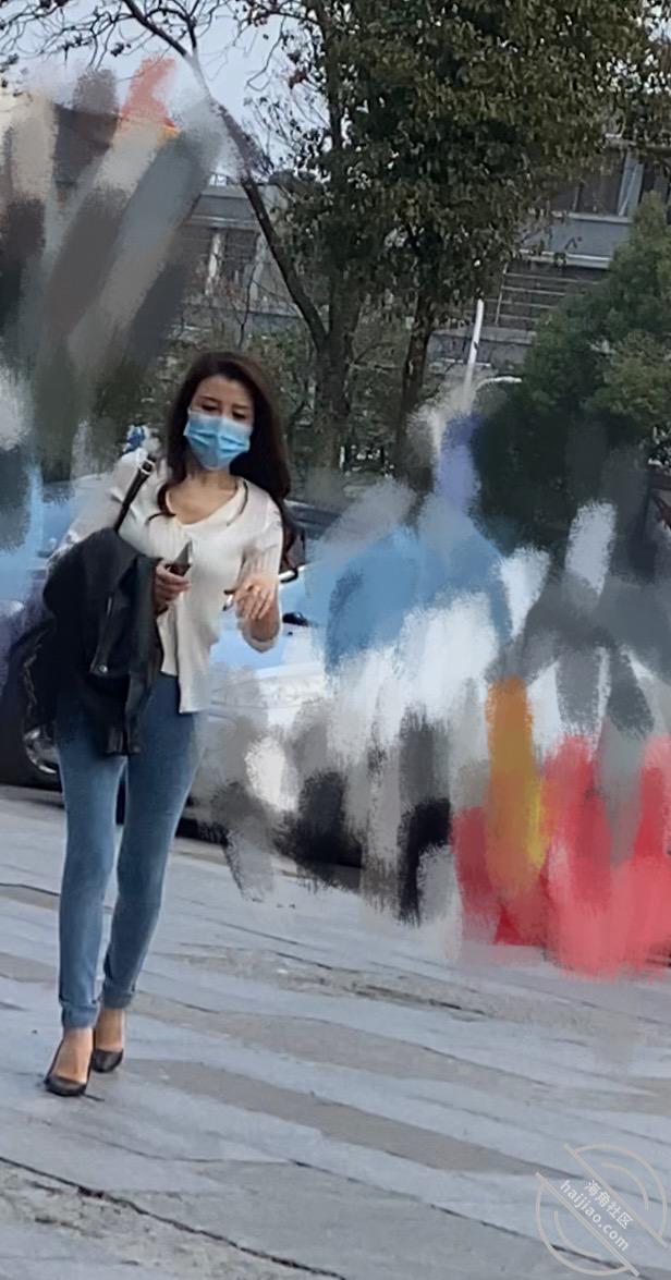 下载.jpg
